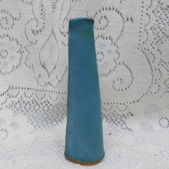 1960s Studio Art Pottery Stoneware Bud Vase Signed BTT Teal Blue Glaze Heart 6½" - Picture 5 of 6